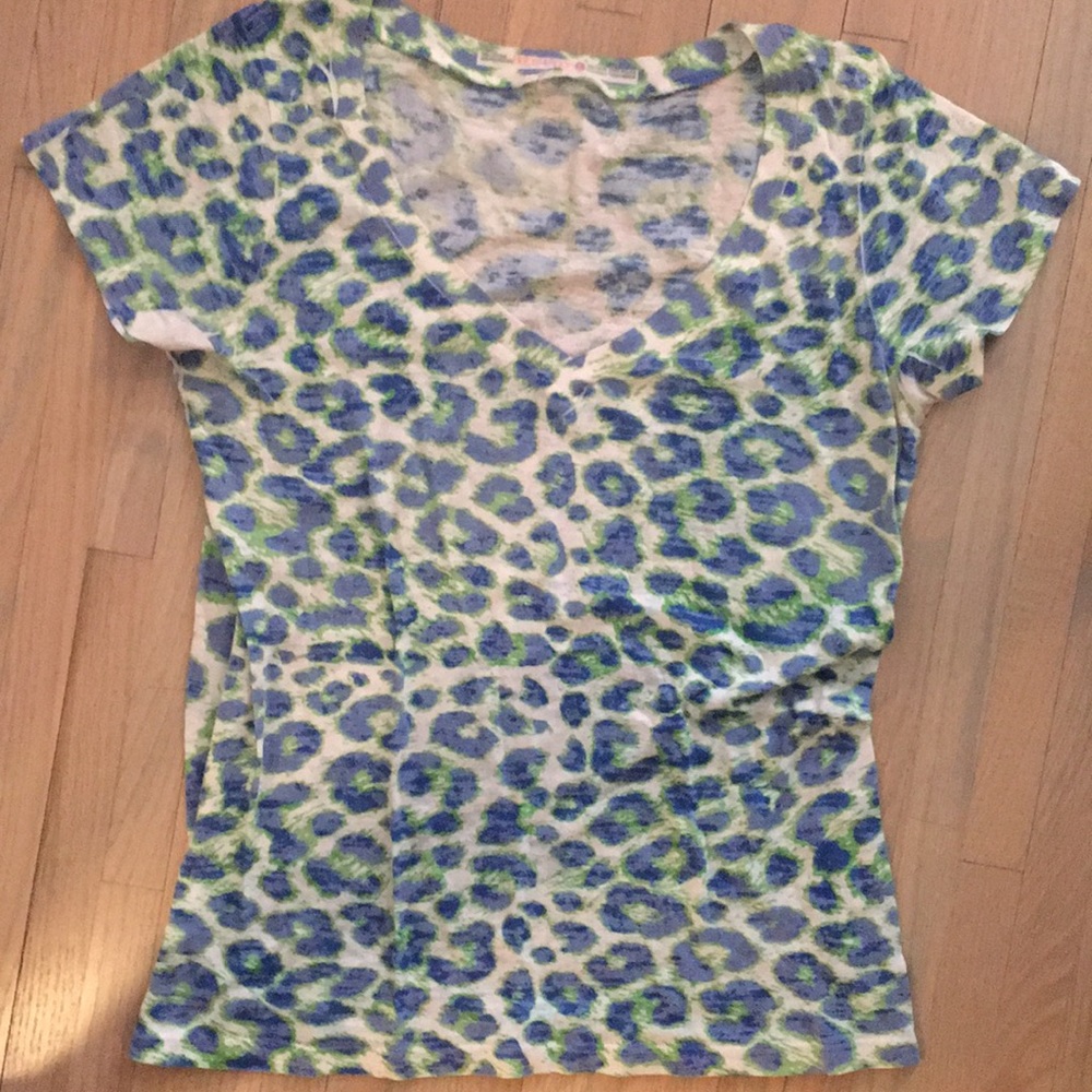 Before + After leopard tee